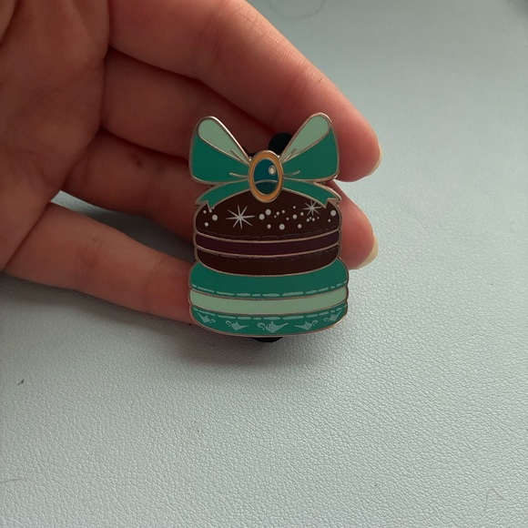 Disney Accessories - Disney pastry pin